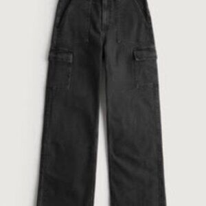 HOLLISTER Ultra High-Rise Washed Black Cargo Baggy Jeans - 12 L